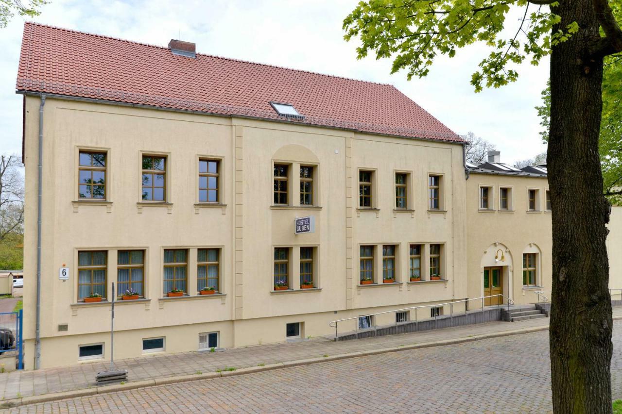 Hostel in Guben Buitenkant foto